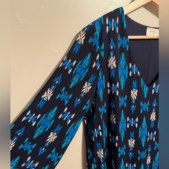 Everly Blue and White Colorful Geometric Patterned Shift Dress Medium 3/4 Sleeve - Picture 3 of 12